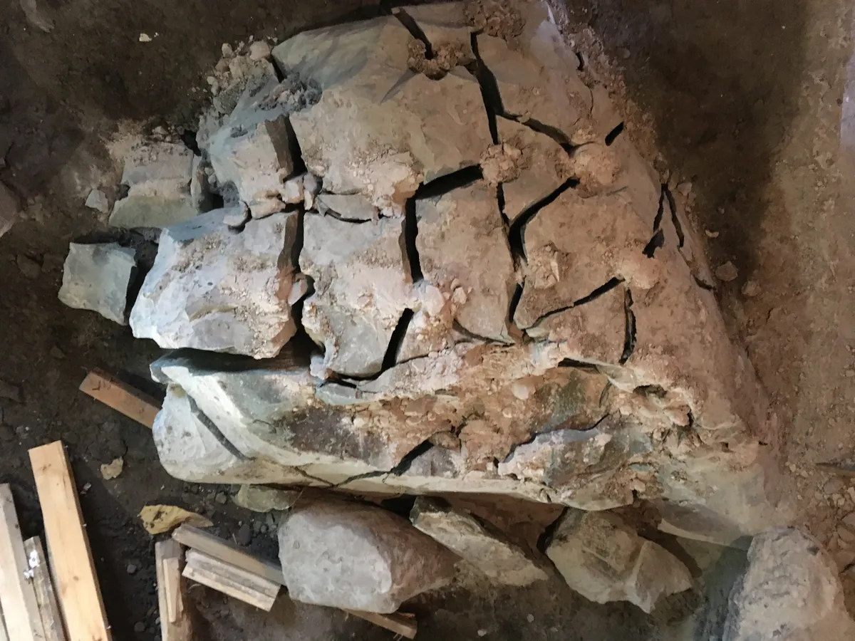 Rock removal with expanding composite in progress